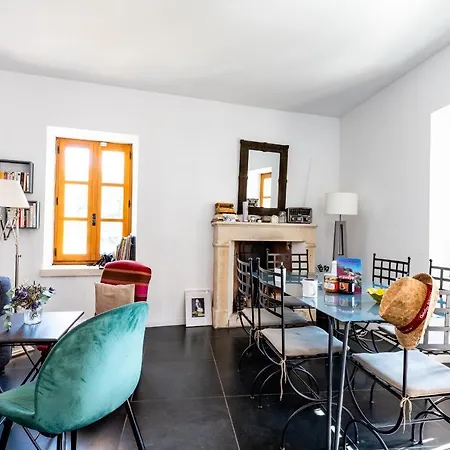 펜션 La Maison De Catherine Saint-Restitut