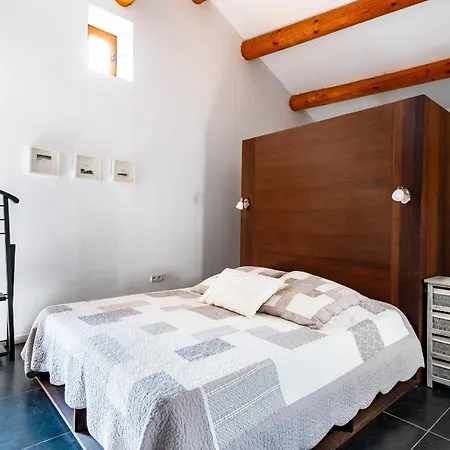 펜션 La Maison De Catherine Saint-Restitut