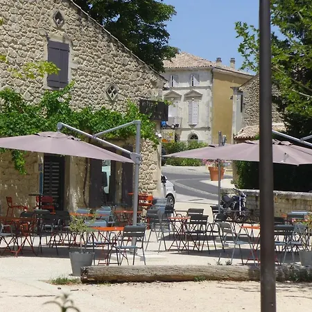 펜션 La Maison De Catherine Saint-Restitut